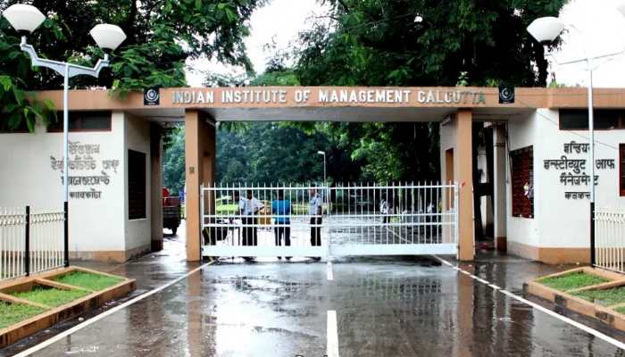 How A Beauty Blogger From Kolkata Passed CAT 2022 With A 99.6 Percentile And Entered IIM Calcutta - An Inspiring Success Story