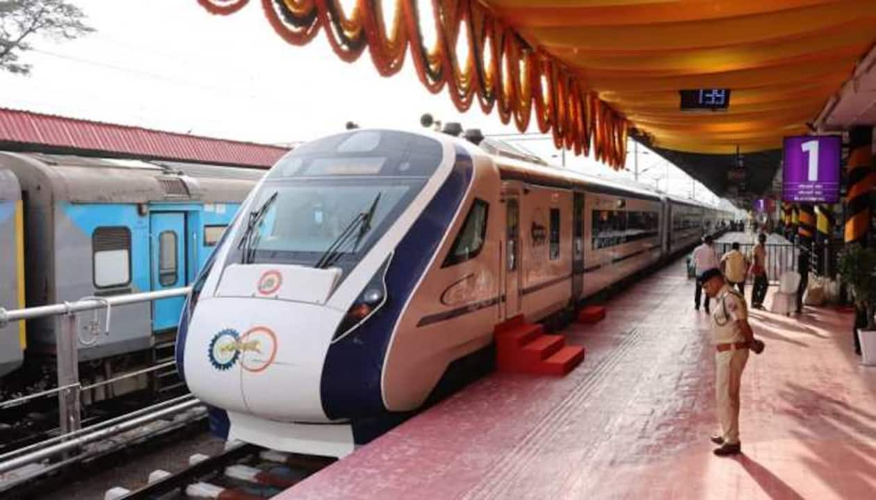 PM Modi Flags Off Mumbai-Goa Vande Bharat Express: Route, Timing, Ticket  Fare | Railways News | Zee News