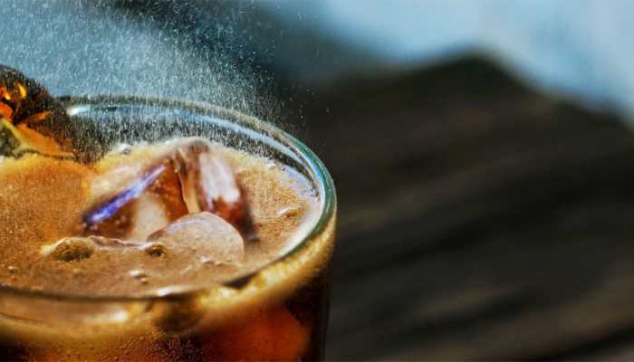 Cold Drinks Contaminated With Ebola Virus, Indian Government Issues Advisory? Know The Truth Behind This Viral Post