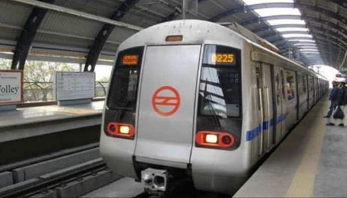 Delhi Metro Allows 2 Sealed Bottles Of Alcohol Per Passenger: Netizens React