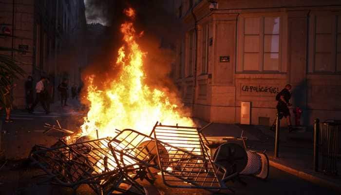 Rioters Clash With French Police, Loot Stores In 4th Day Of Arson