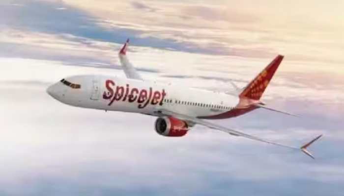 SpiceJet Dubai-Kochi Flight Suffers Tyre Burst While Landing, Passengers Safe