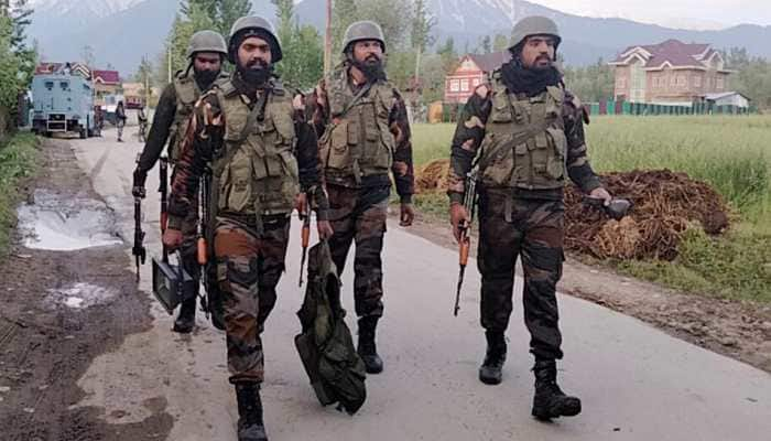 LeT Terror Associate Arrested In J&amp;K&#039;s Baramulla; Arms, Ammunition Recovered