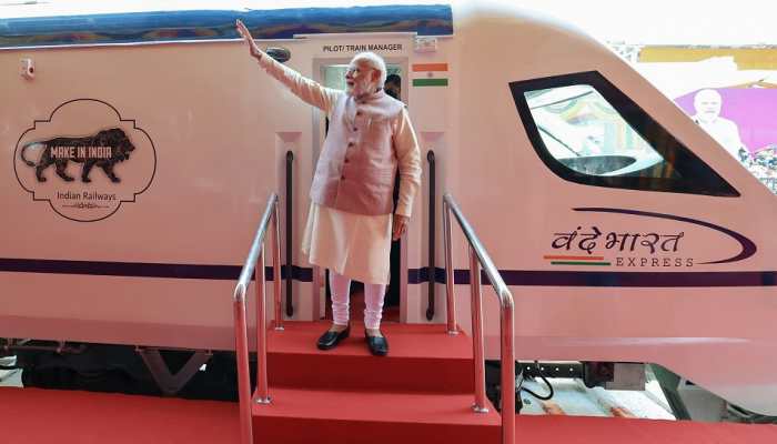 &#039;A New Flight To Middle Class&#039;: PM Modi Flags Off Vande Bharat Express In UP&#039;s Gorakhpur