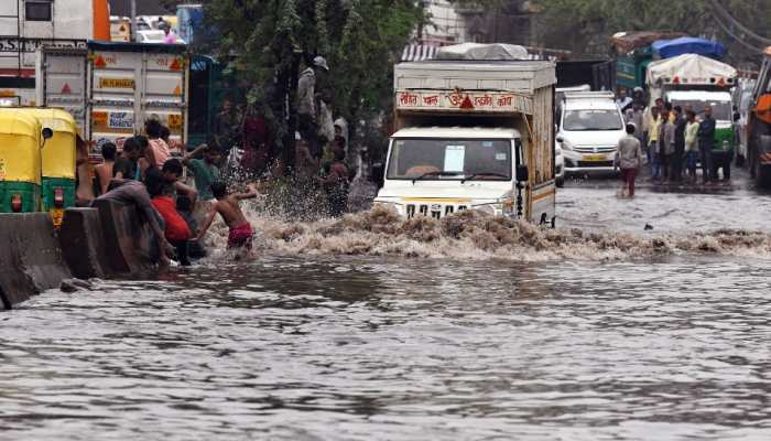 Delhi Rains: Kejriwal Cancels Govt Officials&#039; Sunday Off, Asks Them To Be On Field