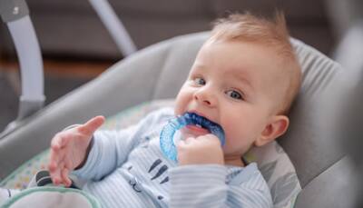 5 Natural Remedies To Help Soothe Your Teething Baby