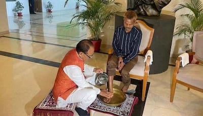 Sidhi Peeing Incident: Did MP CM Shivraj Chouhan Wash Someone Else's Feet?