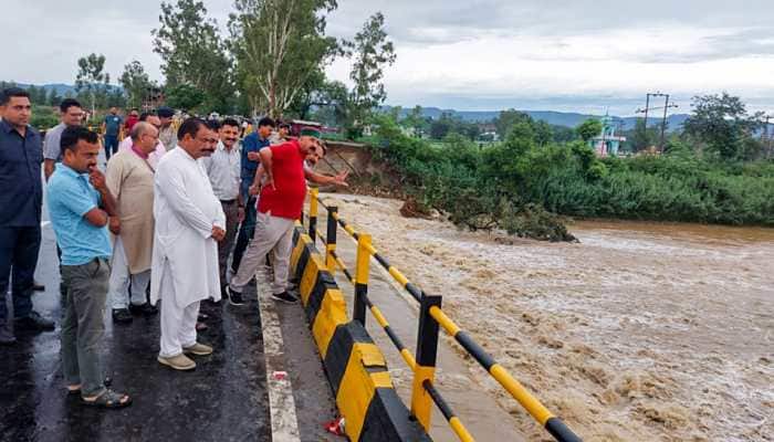 Delhi On High Alert As Yamuna Crosses Danger Mark; Red Alert Issued For Himachal