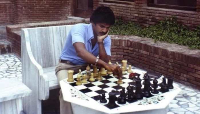 Anand Mahindra&#039;s Epic Throwback Pic: Yes, It Is Mahindra Group Chairman Playing Chess On Honeymoon - Have You Seen It?