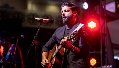 Farhan Akhtar Lits The Stage On Fire With 'Indian Idol 13' Finalists In Dubai