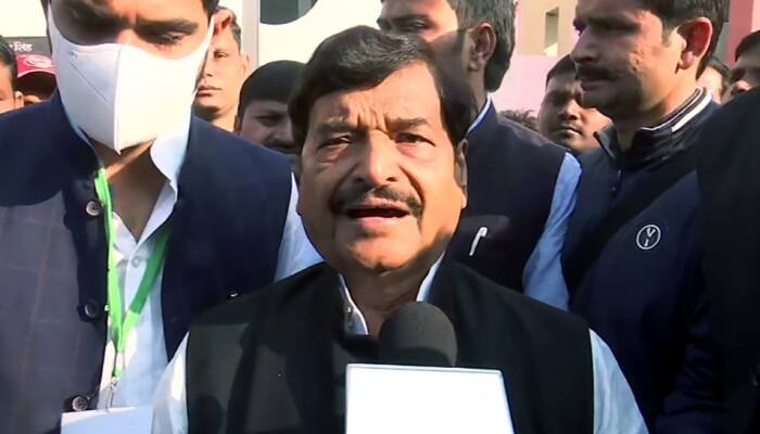 Midnight Drama In Lucknow After SP Leader Shivpal Yadav&#039;s Personal Secretary Detained