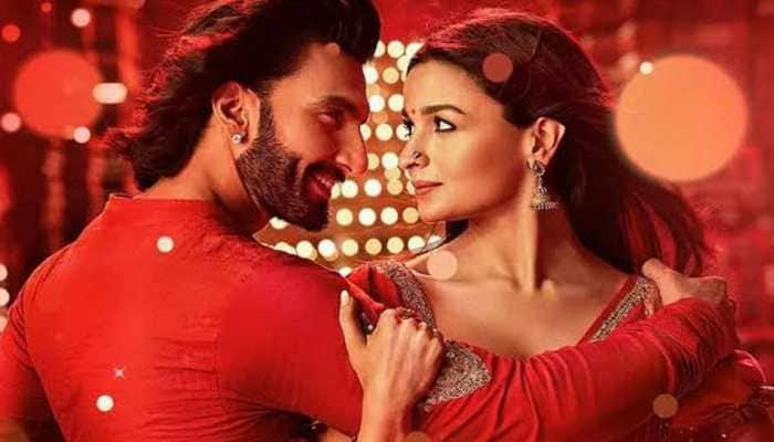 Rocky Aur Rani Kii Prem Kahaani Twitter Review LIVE Updates: Fans Watch Ranveer Singh-Alia Bhatt&#039;s Blockbuster