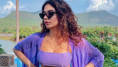 Janhvi Kapoor's Sister Khushi Kapoor Flaunts Her Washboard Abs In Purple Gymwear Bralette - Watch