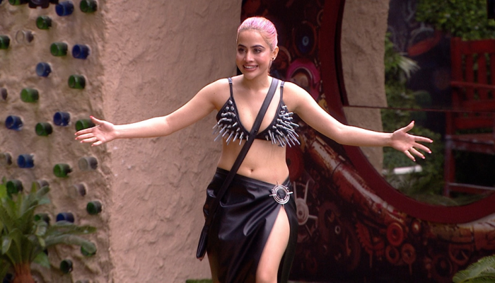 Bigg Boss OTT 2 Day 52 Written Updates: Uorfi Javed Enters The House And Calls Jiya's Affection For Abhishek 'Fake' Bigg Boss OTT 2 Day 52 Written Updates: Uorfi Javed Enters The House And Calls Jiya's Affection For Abhishek 'Fake'