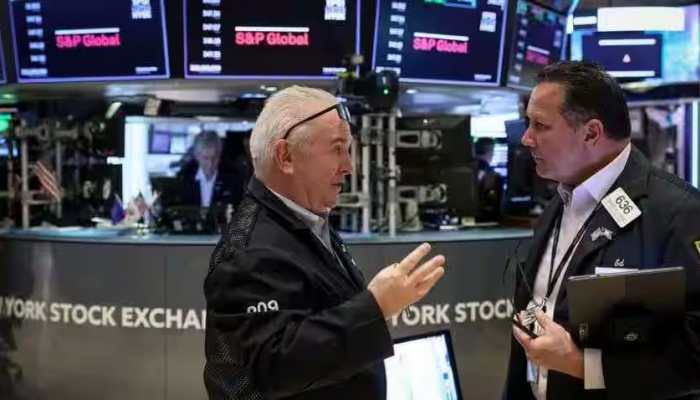 US Stocks Sink As Moody's Warns It Could Cut Credit Ratings Of 6 Big Banks