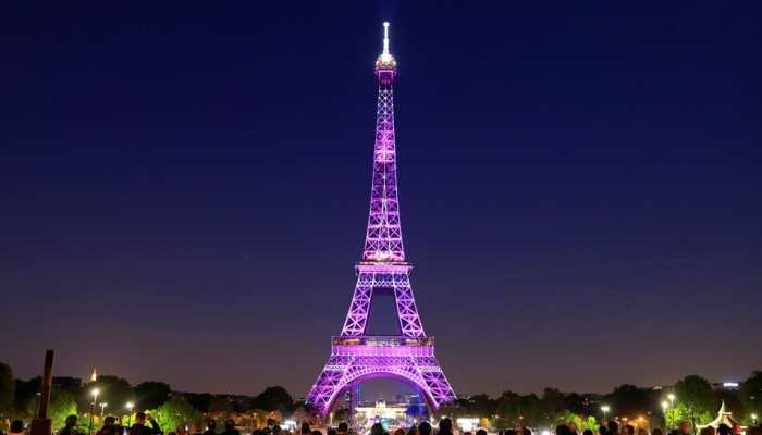 Eiffel Tower Evacuated After Bomb Alert; Re-Opened For Public After Two Hours