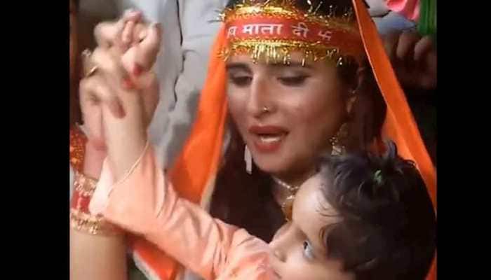 Pakistani Bhabhi Seema Haider Raises &#039;Pakistan Murdabad&#039;, &#039;Hindustan Zindabad&#039; Slogans, Video Goes Viral