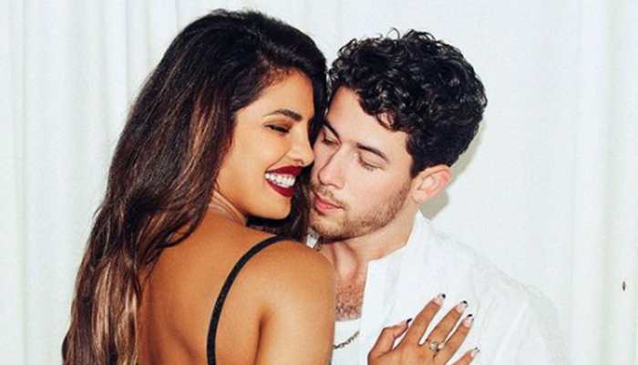 Priyanka Chopra Gets Teary-Eyed, Seen Wiping Tears At Husband Nick Jonas' Concert, Video Goes Viral 
