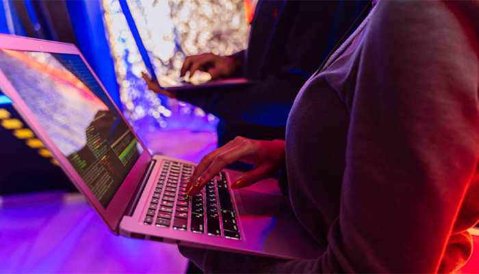 SHOCKING! AI Can Steal Passwords By Listening To Keystrokes With 95% Accuracy, Finds Study