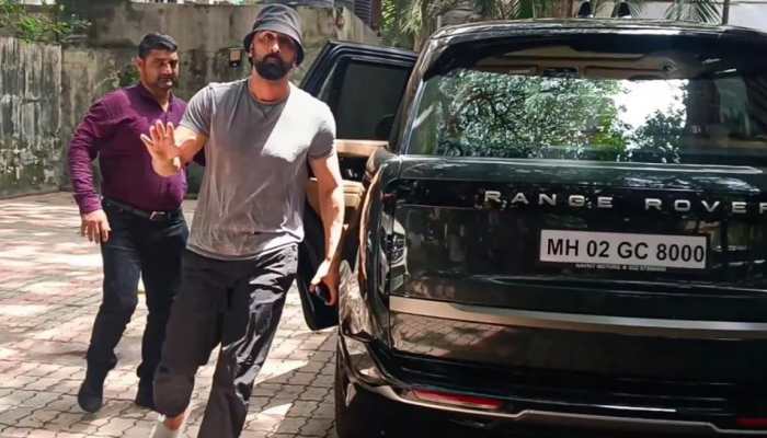 Ranbir Kapoor Buys Expensive Range Rover SUV Worth Rs 2.38 Crore: Here&#039;s All You Need To Know