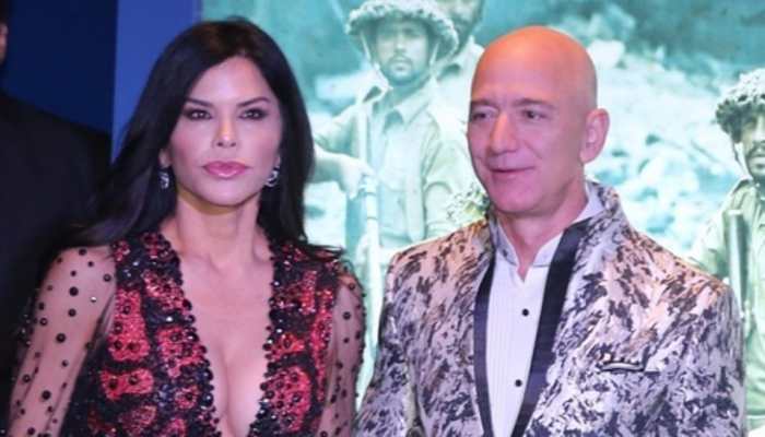 Jeff Bezos Paying Rs 5 Crore Monthly Rent To This Musician