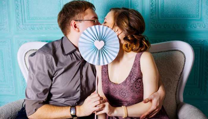 Boomeranging To FOMO-Dating, Check Out New Trends In Dating World: Survey  