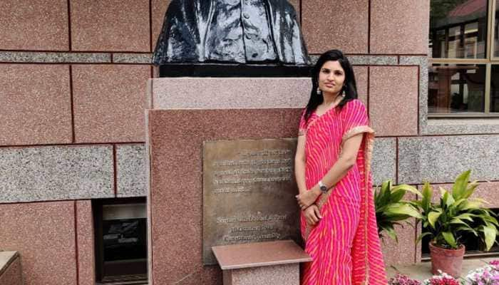 Who Is IAS Nidhi Siwach? Engineer Who Locked Herself For 6 Months, Cracked UPSC In 3rd Attempt With AIR...