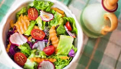 Ready-To-Eat Salad May Contain Disease-Causing Bacteria: Research