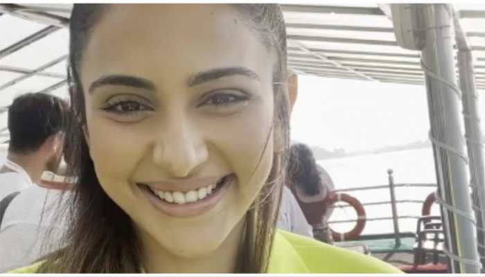 Kashmir Diaries: 'Chhatriwali' Actress Rakul Preet Singh Slays In Yellow - Watch