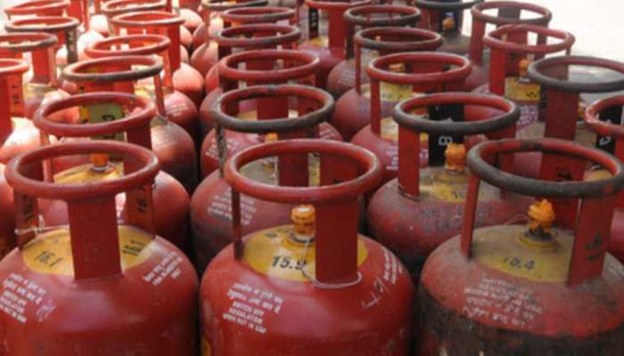 LPG Costliest In Bihar Even After Price Cut, State Battles Surging Prices