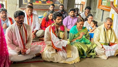 Vijay Deverakonda Visits Yadadri Temple With Family Post 'Kushi' Success
