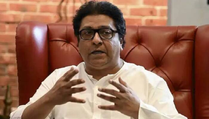 Maratha Quota Row: Raj Thackeray Leaves for Jalna To Meet Protesters; Rasta Roko Movement Called In Parts Of Maharashtra