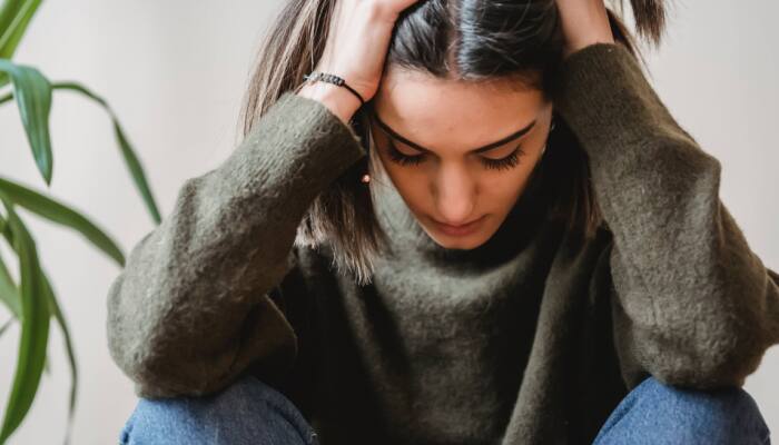 Mental Health: 7 Signs Of Emotional Exhaustion You Shouldn&#039;t Ignore