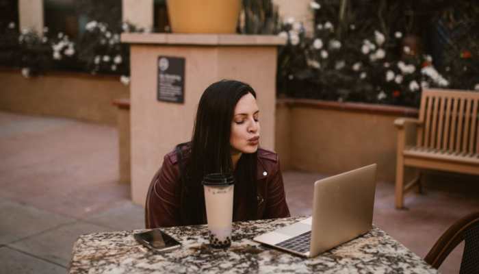 Relationship Tips: 10 Ways To Make Your Long Distance Relationship Easy And Fulfilling