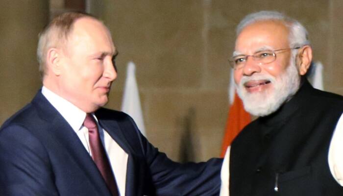 Russian President Vladimir Putin Lauds PM Modi’s 'Make In India' Program, Says 'It's The Right Thing To Do'