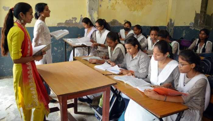 Karnataka Makes Reading Of Preamble To Constitution Mandatory In Schools, Colleges