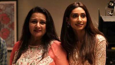 Paloma's Debut In 'Dono' Gains Mom Poonam Dhillon's Blessings