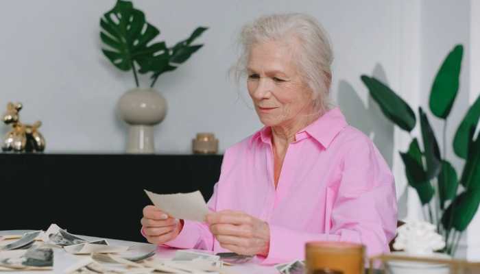 World Alzheimer's Day 2023: 10 Early Warning Signs And Why Timely Diagnosis Is Crucial - Expert Speaks