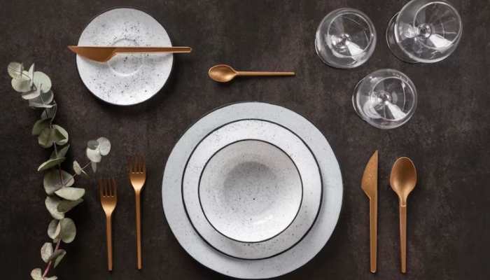 Hosting Guests? How To Mix And Match Dinnerware And Set Up A Table - Key Tips