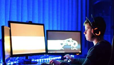 Is Online Gaming the New Social Media? - What Gadget