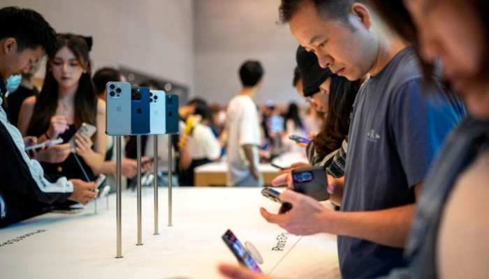 Get iPhone 15, 15 Plus Within Minutes Sitting At Home Without Any Extra Charge: Here's How