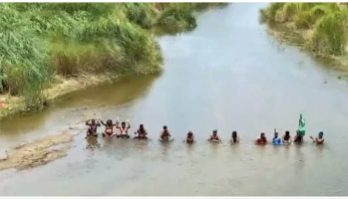 Farmers In Tamil Nadu&#039;s Trichy Protest Over Cauvery Water Dispute With Karnataka