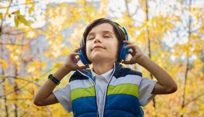 Motion-Sickness Among Kids: Here’s How Listening To Audio Can Enhance Travel Experience With Children 