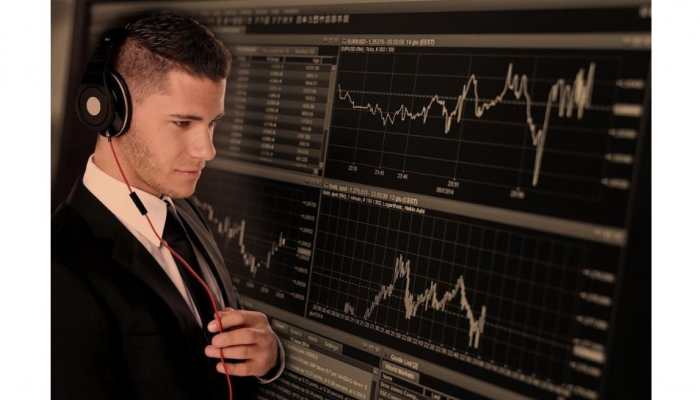 Why Does The Dollar Impact The Entire Forex Market?