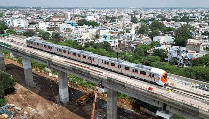 Bhopal Metro: Madhya Pradesh CM Shivraj Singh Chouhan Flags Off Trial Run