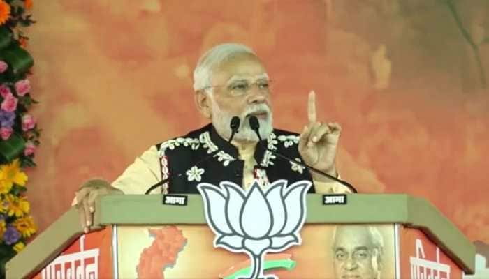 Congress Wants To Destroy India By Dividing Hindus:PM Modi Slams Rahul Gandhi Over Caste Census Demand