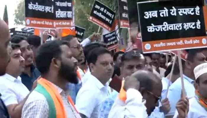 BJP Protests Outside AAP Office, Demands Arvind Kejriwal&#039;s Resignation As ED Raids Sanjay Singh&#039;s Residence   