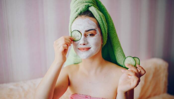 Get That Glass-Like Glow: 5 DIY Homemade Packs For Radiant Skin