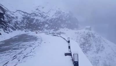 Sonamarg-Zozila Road Closed As Snowfall, Avalanche Hit J-K, Army Personnel Trapped