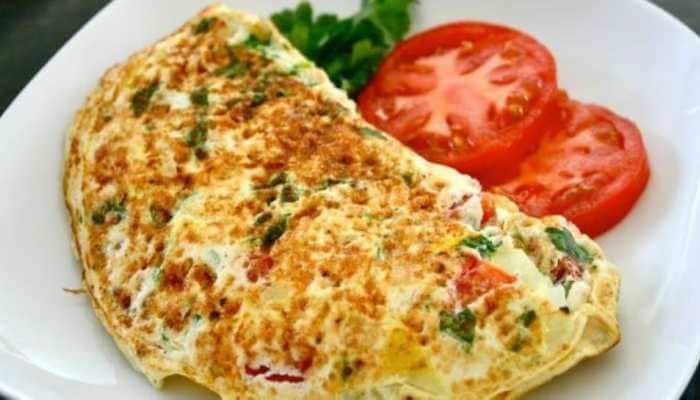 Dare To Devour? Delhi Vendor Offers Rs 1 Lakh Prize For Eating THESE Egg Omelettes